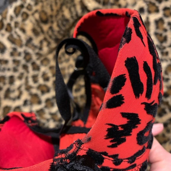 L’Agent / agent provocateur red leopard push-up bra 34B - Picture 4 of 4